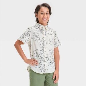 Boys' Medium Cream Short Sleeve Floral Printed Button-Down Shirt - Cat & Jack™